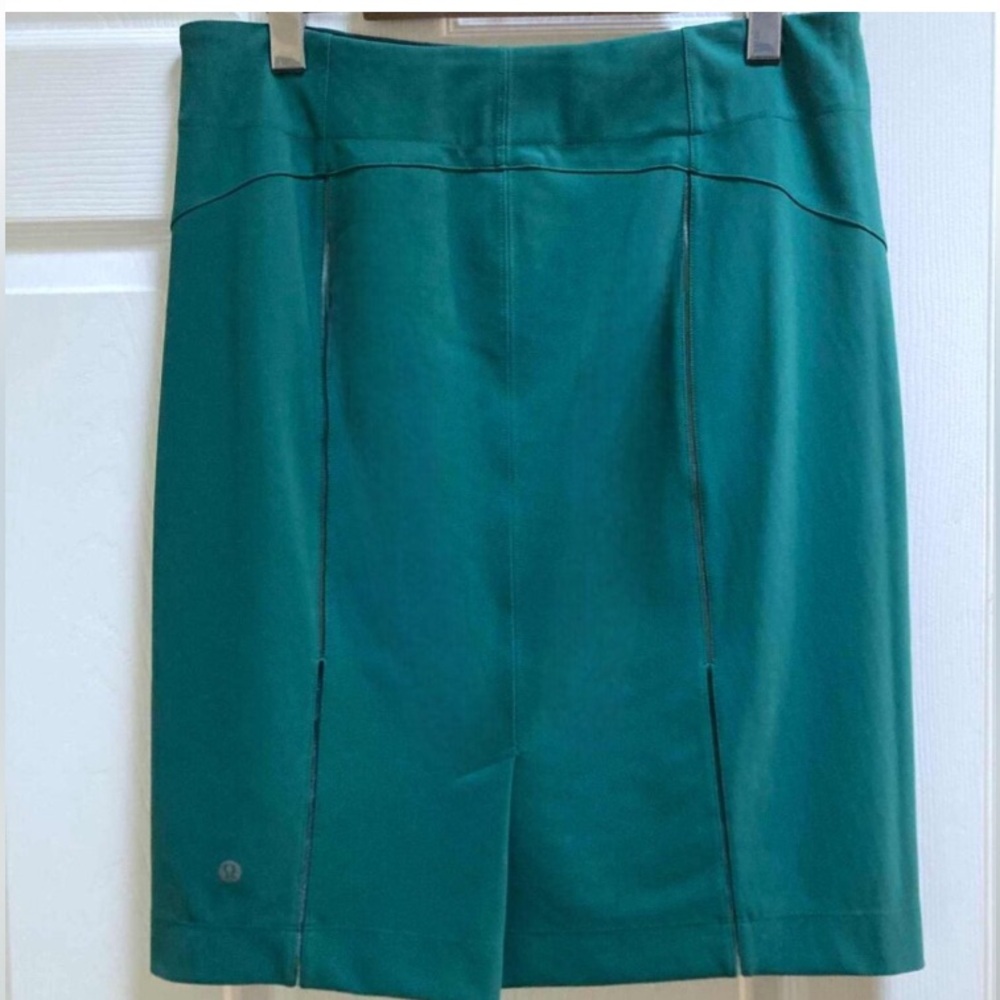 💚💙Cute Lululemon Teal Emerald Green Pencil Skirt So Comfy! - Picture 8 of 13